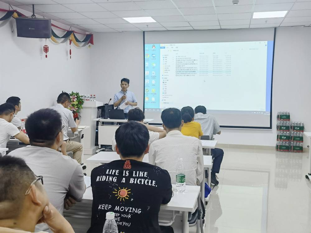 武汉伯庸会员管理服务有限公司药业技术交流会 (3) - 副本.jpg